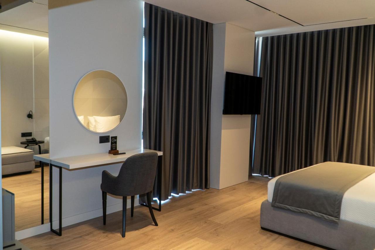 Center Hotel Саранде Екстериор снимка