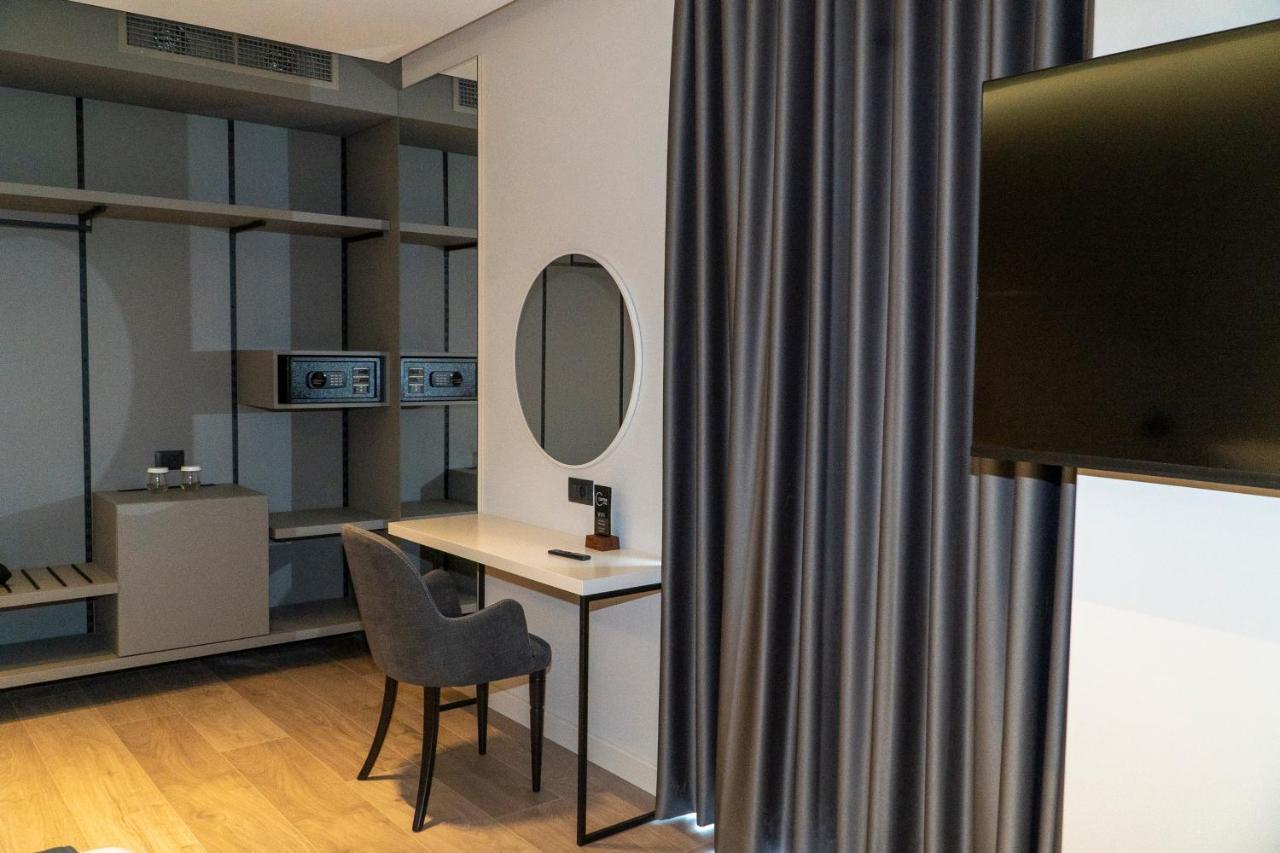 Center Hotel Саранде Екстериор снимка