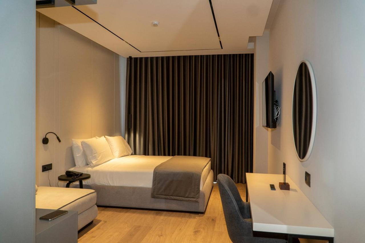 Center Hotel Саранде Екстериор снимка